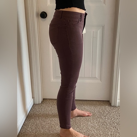 MAURICES - NWT Mid-Rise Dusty Purple Skinny Jeans - Picture 4 of 6